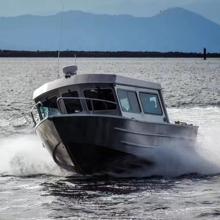 Factory Customized 9.9 Meters Aluminum Speed Boat for Fishing Sport Yacht Hulls